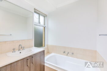 Listing image for 4 Olinda Street, Harrisdale  WA  6112