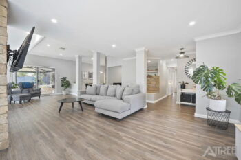 Listing image for 33 Hartwell Parade, Jandakot  WA  6164