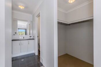 Listing image for 21 Babiana Link, Piara Waters  WA  6112