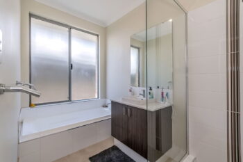 Listing image for 13 Mandalup Road, Haynes  WA  6112