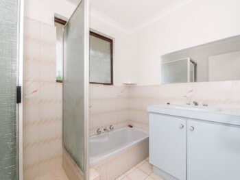 Listing image for 724 Warton Road, Treeby  WA  6164