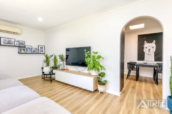 Listing image for 21 Tollington Park Road, Kelmscott  WA  6111