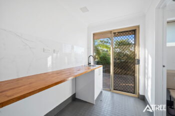 Listing image for 4 Ferntree Close, Thornlie  WA  6108