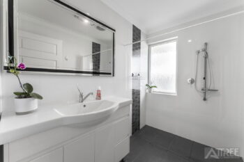 Listing image for 61 Murchison Way, Gosnells  WA  6110