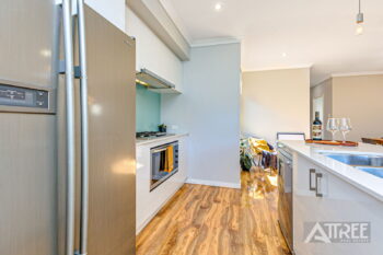 Listing image for 6 Oakbella Parade, Harrisdale  WA  6112