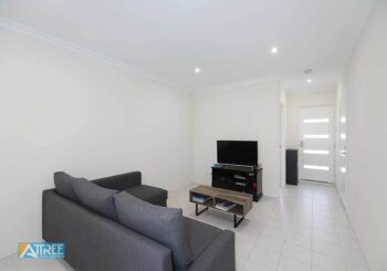 Listing image for 10B Debenham Street, Thornlie  WA  6108