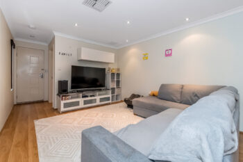 Listing image for 4/194 Boardman Road, Canning Vale  WA  6155