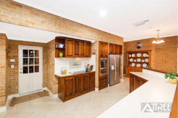 Listing image for 25 Waten Place, Canning Vale  WA  6155