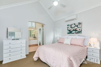 Listing image for 23 Chatsworth Gate, Canning Vale  WA  6155
