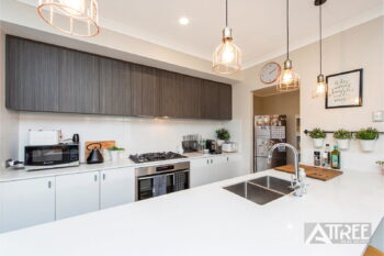 Listing image for 29 Nesbit Drive, Haynes  WA  6112