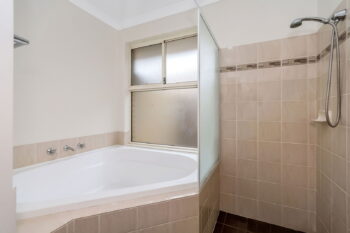 Listing image for 6 Grandis Bend, Southern River  WA  6110