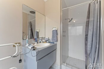 Listing image for 9 Hickory Drive, Thornlie  WA  6108