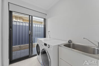 Listing image for 10 Dimer Way, Hammond Park  WA  6164