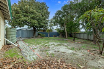 Listing image for 27 Connemara Drive, Thornlie  WA  6108