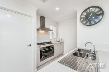 Listing image for 17 Liscombe Crescent, Harrisdale  WA  6112