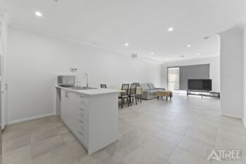 Listing image for 4B Greenlink Boulevard, Harrisdale  WA  6112