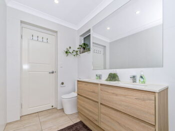 Listing image for 15 Empire Way, Thornlie  WA  6108