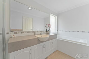 Listing image for 8a Picton Mews, Riverton  WA  6148