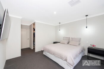 Listing image for 28 Hydrangea Road, Treeby  WA  6164