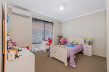 Listing image for 6 Wintergreen Crescent, Treeby  WA  6164