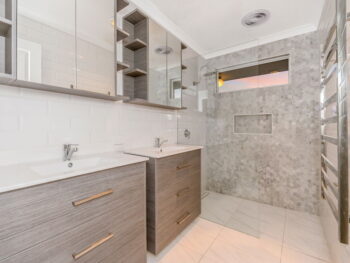 Listing image for 5 Packenham Promenade, Canning Vale  WA  6155