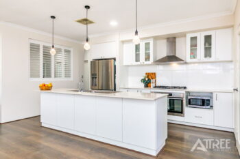 Listing image for 4 Albavale Road, Piara Waters  WA  6112