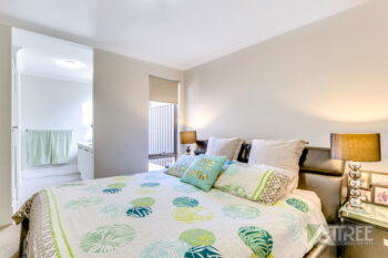 Listing image for 15 Gleeson Way, Harrisdale  WA  6112