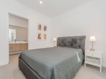 Listing image for 5 Catseye Walk, Treeby  WA  6164