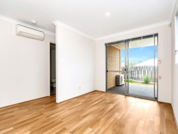 Listing image for 4/2 Delaronde Drive, Success  WA  6164