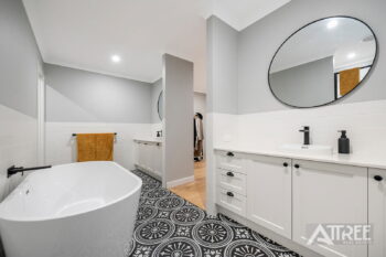 Listing image for 18 Sicily Rise, Yangebup  WA  6164