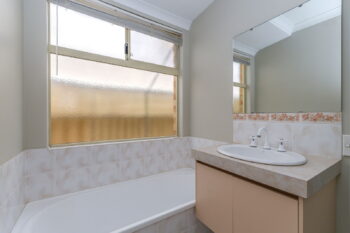 Listing image for 17 Culeenup Road, North Yunderup  WA  6208