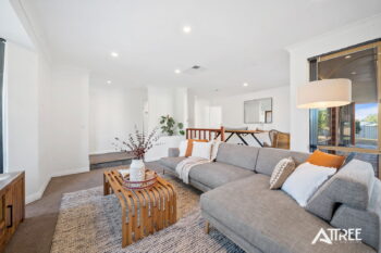 Listing image for 4 Ferntree Close, Thornlie  WA  6108