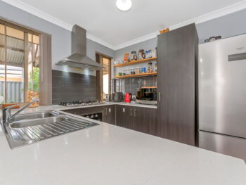 Listing image for 7 Gahnia Street, Piara Waters  WA  6112