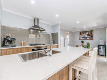 Listing image for 4 Westmeath Loop, Southern River  WA  6110