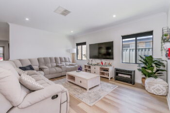 Listing image for 6 Alata Grove, Byford  WA  6122