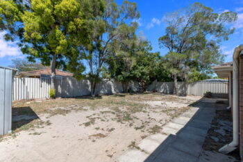 Listing image for 27 Ashburton Drive, Gosnells  WA  6110