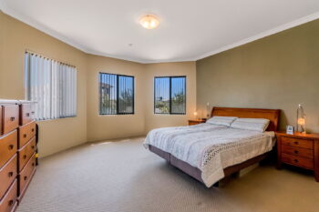 Listing image for 11 Hockley Loop, Canning Vale  WA  6155