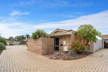 Listing image for 2/4 MacKay Crescent, Gosnells  WA  6110