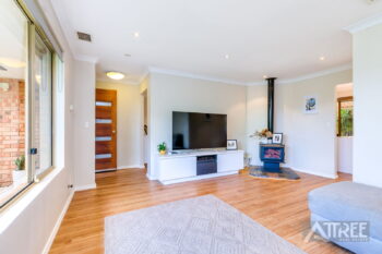 Listing image for 9 Camelot Court, Thornlie  WA  6108