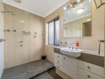 Listing image for 2 Hidcote Nook, Canning Vale  WA  6155