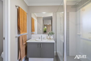 Listing image for 70 Veterans Drive, Byford  WA  6122