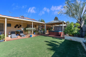 Listing image for 2 Feltbush Mews, Canning Vale  WA  6155