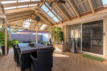 Listing image for 2/35 Grundy Way, Thornlie  WA  6108