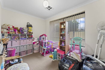 Listing image for 100 Lauterbach Drive, Gosnells  WA  6110