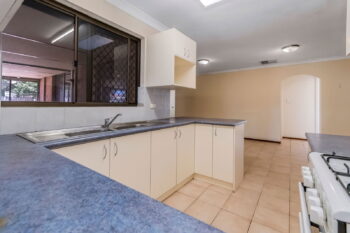 Listing image for 27 Ashburton Drive, Gosnells  WA  6110