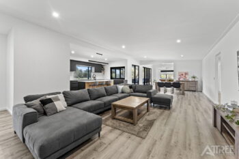 Listing image for 76 Florence Place, Oakford  WA  6121