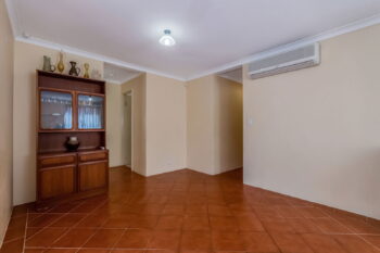 Listing image for 1/8 Leslie Street, Cannington  WA  6107