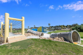 Listing image for 6 Alverston Boulevard, Haynes WA 6112