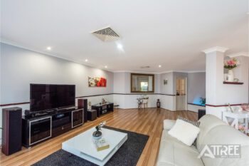 Listing image for 17 Pinewood Walk, Canning Vale  WA  6155