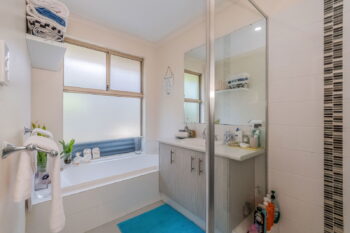 Listing image for 8 Nesbit Drive, Haynes  WA  6112